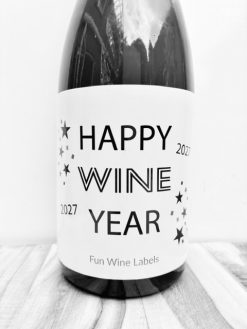 Wijnetiket Wine Year, is het perfecte etiket om op een fles Bubbels te plakken en mee te nemen naar een Nieuwjaarsfeest