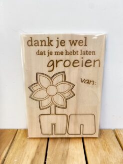 houten kaart bloem DIY om je kind te laten inkleuren, super juf en meester bedank cadeautje
