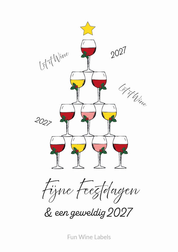 Limited Edition Kerst Wijnetiket is maar 7 weken verkrijgbaar (tot en met 31 december 2026) en op = op. Dit etiket maakt van elke fles wijn een origineel cadeau, bovendien plak je het gemakkelijk over een bestaand wijnetiket heen. Een perfect cadeau om mee te nemen naar het Kerstdiner dit jaar!.