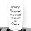 Wijnetiket 'Bloemen Cheers' maakt van elke fles wijn een origineel cadeau en je plakt het gemakkelijk over een bestaand wijnetiket heen.
