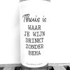 Wijnetiket 'Thuis Beha' maakt van elke fles wijn een origineel cadeau en je plakt het gemakkelijk over een bestaand wijnetiket heen.